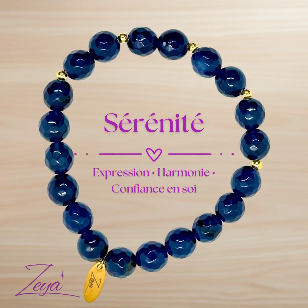 Le Bracelet Célestia est une invitation à la paix intérieure et à l’harmonie émotionnelle. Conçu en Agate Bleue Foncée, il aide à calmer les tensions et à favoriser une expression fluide et sincère.